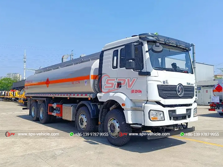 SHACMAN 4 Axles Diesel Tank Truck - Front Right Side